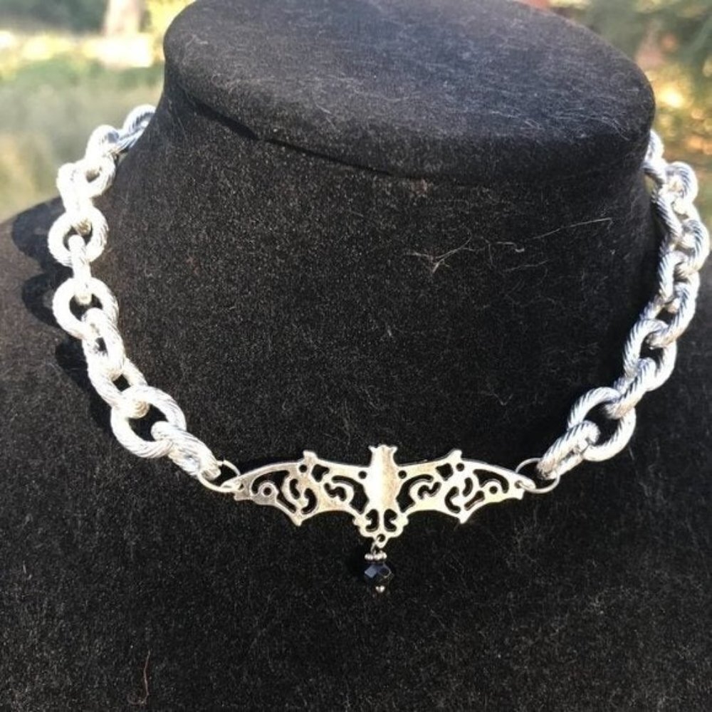 Bat Choker Silver Chunky Necklace Biker Goth Collar Gothic Chain Punk Rock - Picture 6 of 9